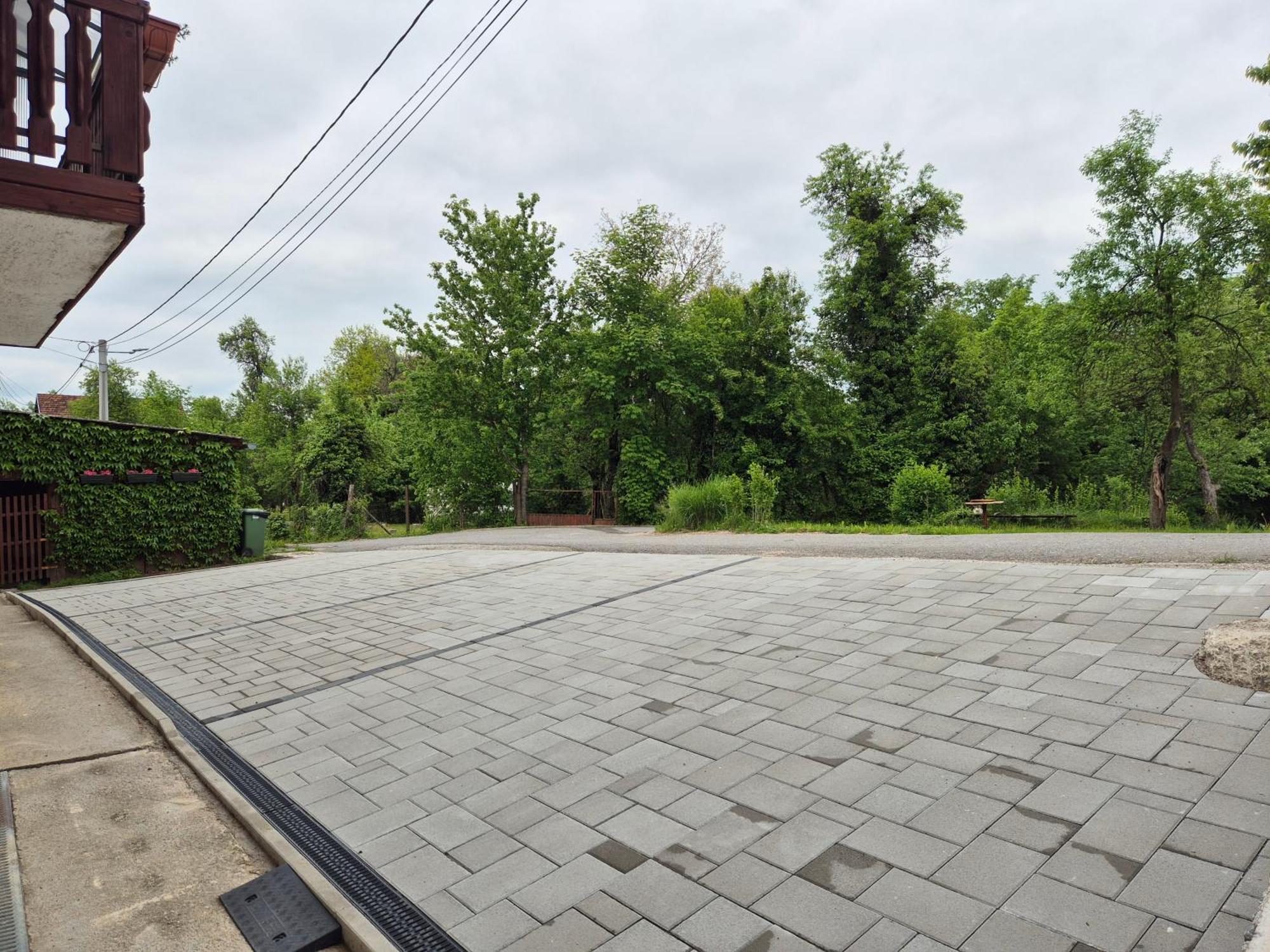 Rooms Garden Slunj Zewnętrze zdjęcie